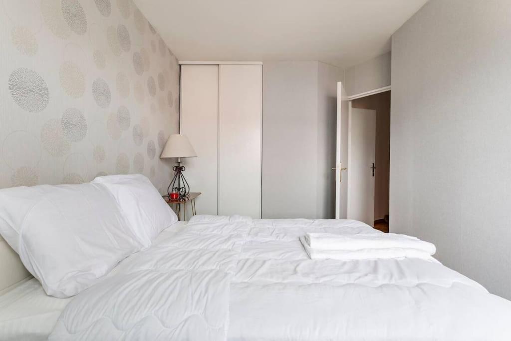Grand Appartement Moderne 82 M オルリー エクステリア 写真